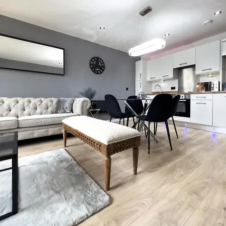 Penthouse * Лідс