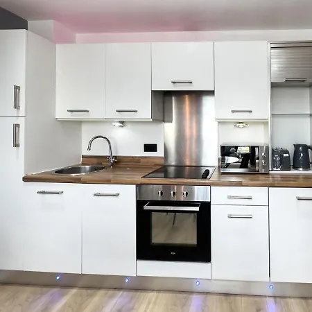 Penthouse * Leeds (West Yorkshire)