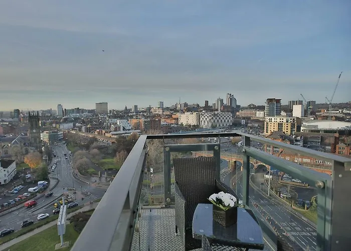Penthouse * Leeds (West Yorkshire)